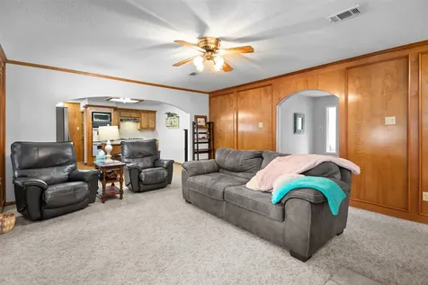 533 Creekwood Street Crockett TX 75835