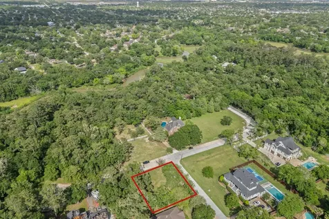 508 Independence Drive Friendswood TX 77546