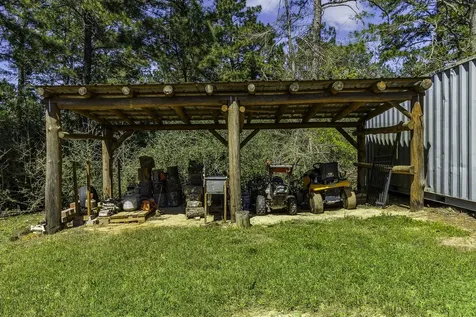 646 County Road 2100 N Crockett TX 75835