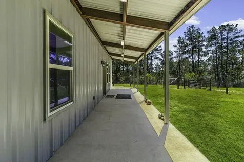 646 County Road 2100 N Crockett TX 75835