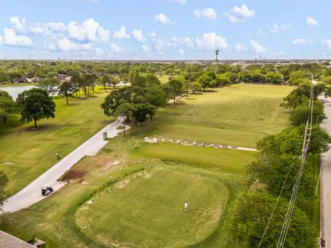 902 W Palmcrest Court Pearland TX 77584