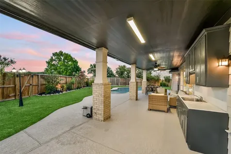 2103 Winebrook Court Pearland TX 77584