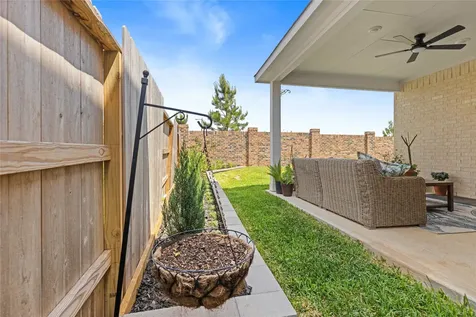 19363 Poppy Village Circle Magnolia TX 77355
