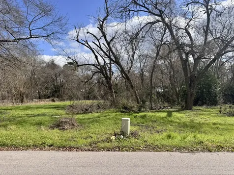 901 Avenue C Huntsville TX 77320