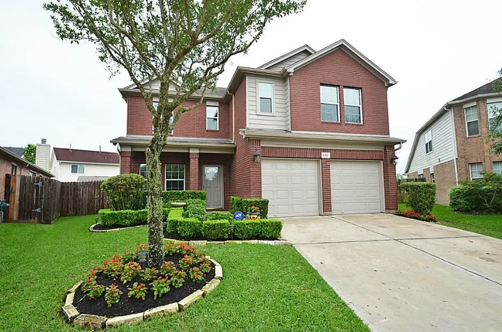 5702 La Crema Missouri City TX 77459