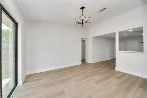 7427 Willow Oak Drive Baytown TX 77521
