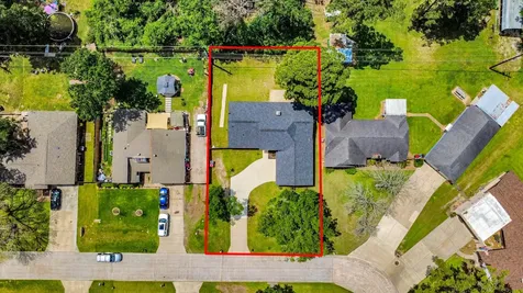 7427 Willow Oak Drive Baytown TX 77521