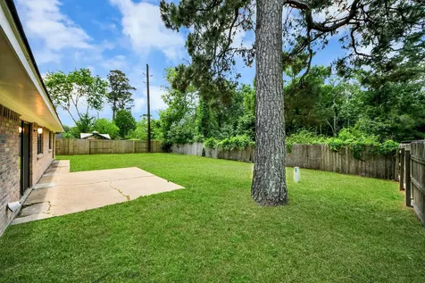 7427 Willow Oak Drive Baytown TX 77521