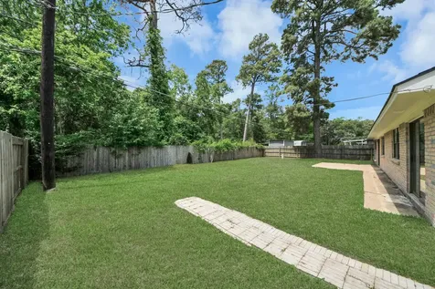 7427 Willow Oak Drive Baytown TX 77521