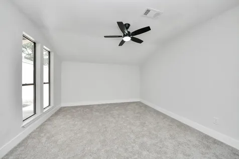 7427 Willow Oak Drive Baytown TX 77521