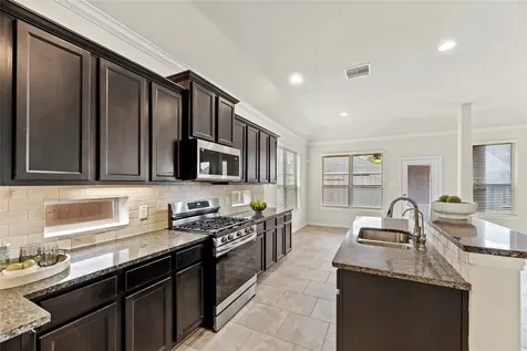 5205 Rainy Garden Court Rosharon TX 77583