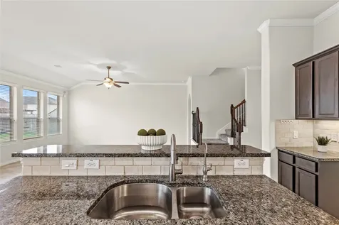 5205 Rainy Garden Court Rosharon TX 77583