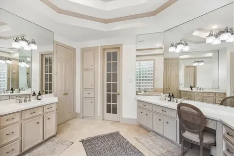 3202 Oakmont Drive Sugar Land TX 77479