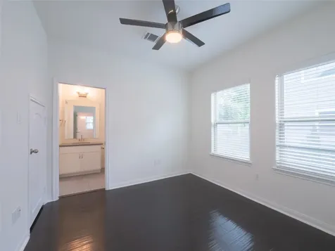 1113 Bunton Street Houston TX 77009
