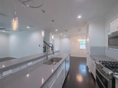 1113 Bunton Street Houston TX 77009