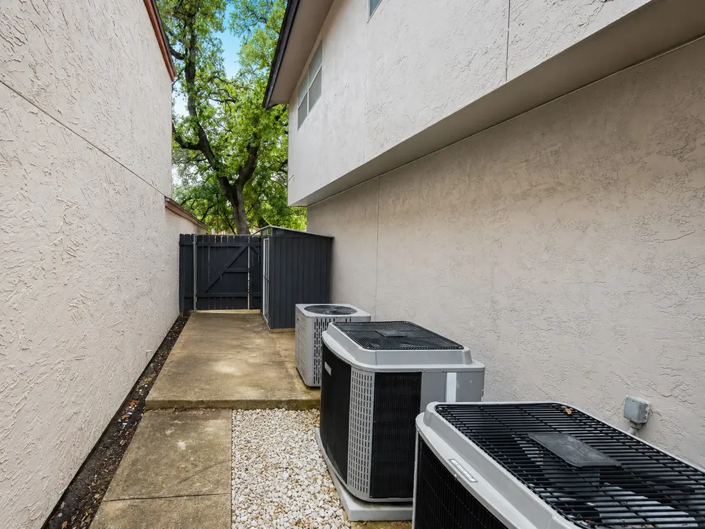 3479 Wellsprings Drive San Antonio TX 78230
