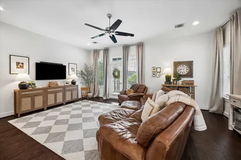 2416 Couch Street Houston TX 77008