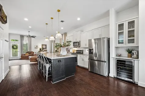 2416 Couch Street Houston TX 77008