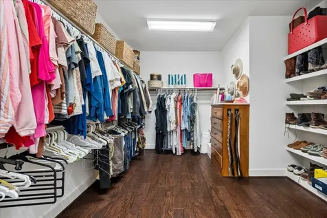 2416 Couch Street Houston TX 77008