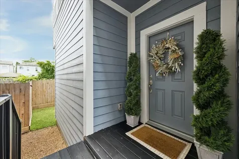 2416 Couch Street Houston TX 77008