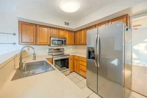 2002 S Lubbock Street Brenham TX 77833