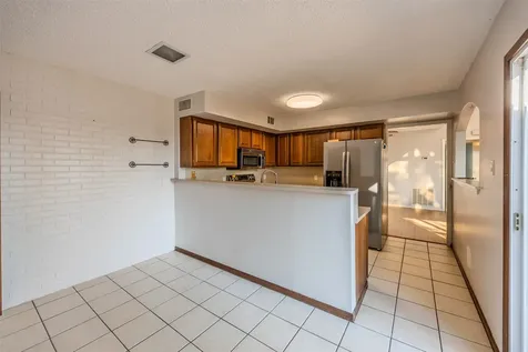 2002 S Lubbock Street Brenham TX 77833