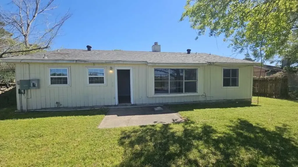 8607 Sherrywood Drive Houston TX 77044