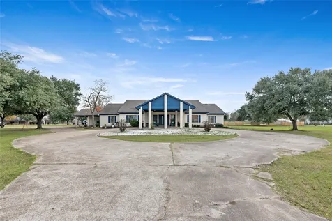 1314 N Tammye Lane Madisonville TX 77864