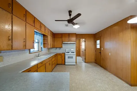 314 County Road 233 Wharton TX 77488