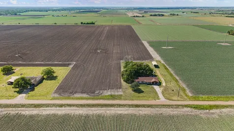 314 County Road 233 Wharton TX 77488