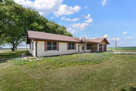 314 County Road 233 Wharton TX 77488
