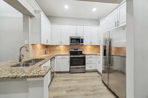 5353 Memorial Drive 1038 Houston TX 77007