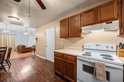 409 Mcphail Street Tomball TX 77375