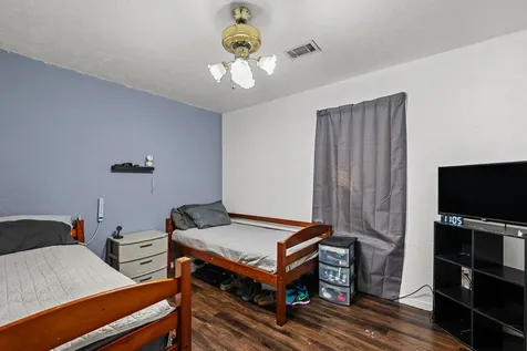 409 Mcphail Street Tomball TX 77375
