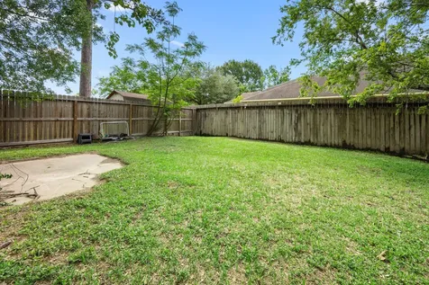 409 Mcphail Street Tomball TX 77375