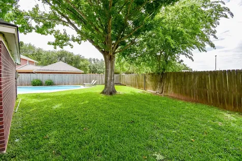 426 Oyster Creek Village Drive Missouri City TX 77459