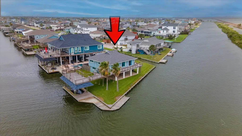 354 Ling Street Bayou Vista TX 77563