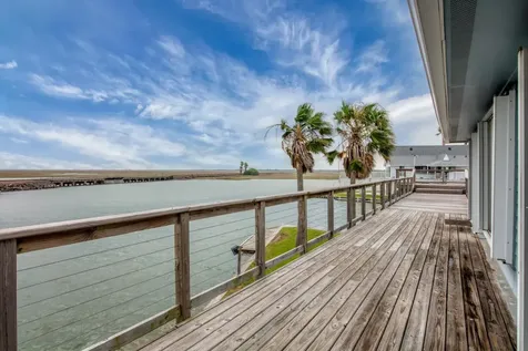 354 Ling Street Bayou Vista TX 77563