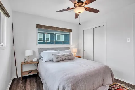 354 Ling Street Bayou Vista TX 77563