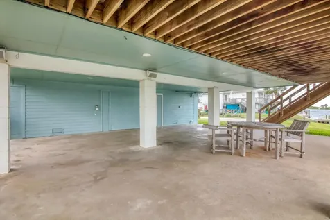 354 Ling Street Bayou Vista TX 77563