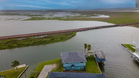 354 Ling Street Bayou Vista TX 77563