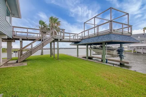 354 Ling Street Bayou Vista TX 77563