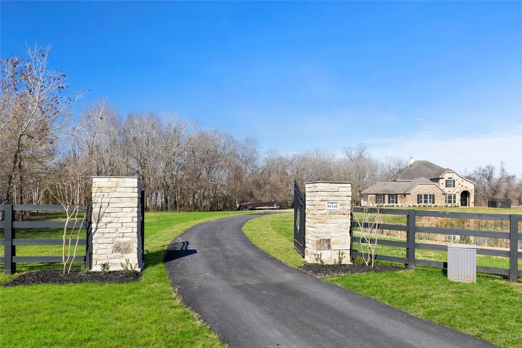 36345 Lady J Circle Simonton TX 77476
