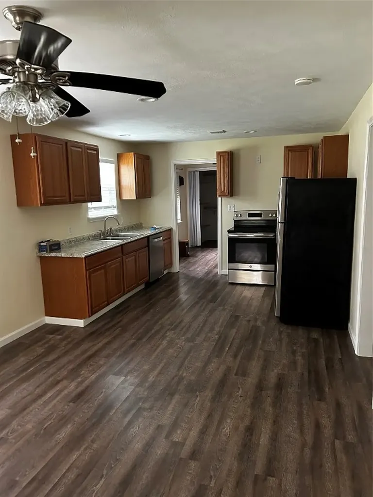 17811 Bamwood Drive 2 Houston TX 77090