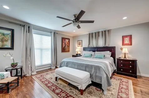 5205 Irvington Boulevard Houston TX 77009