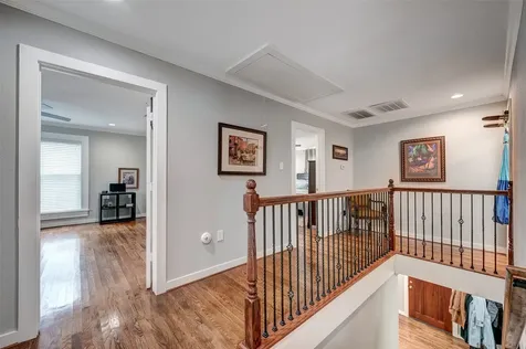 5205 Irvington Boulevard Houston TX 77009