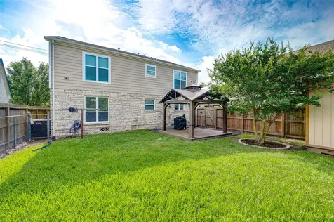 5205 Irvington Boulevard Houston TX 77009