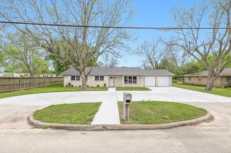 202 Massey Tompkins Road Baytown TX 77521