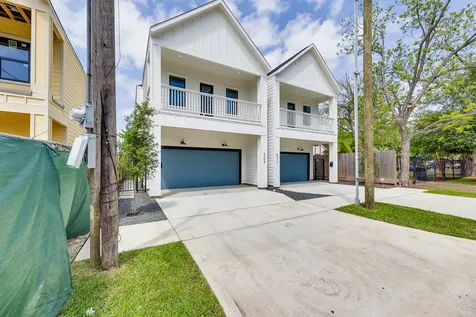5709 Gano Street Houston TX 77009