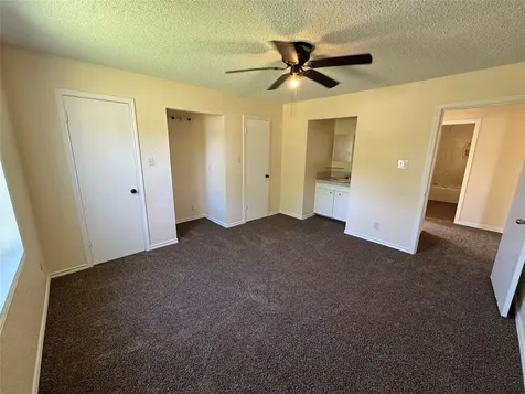 909 14th Avenue N Texas City TX 77590